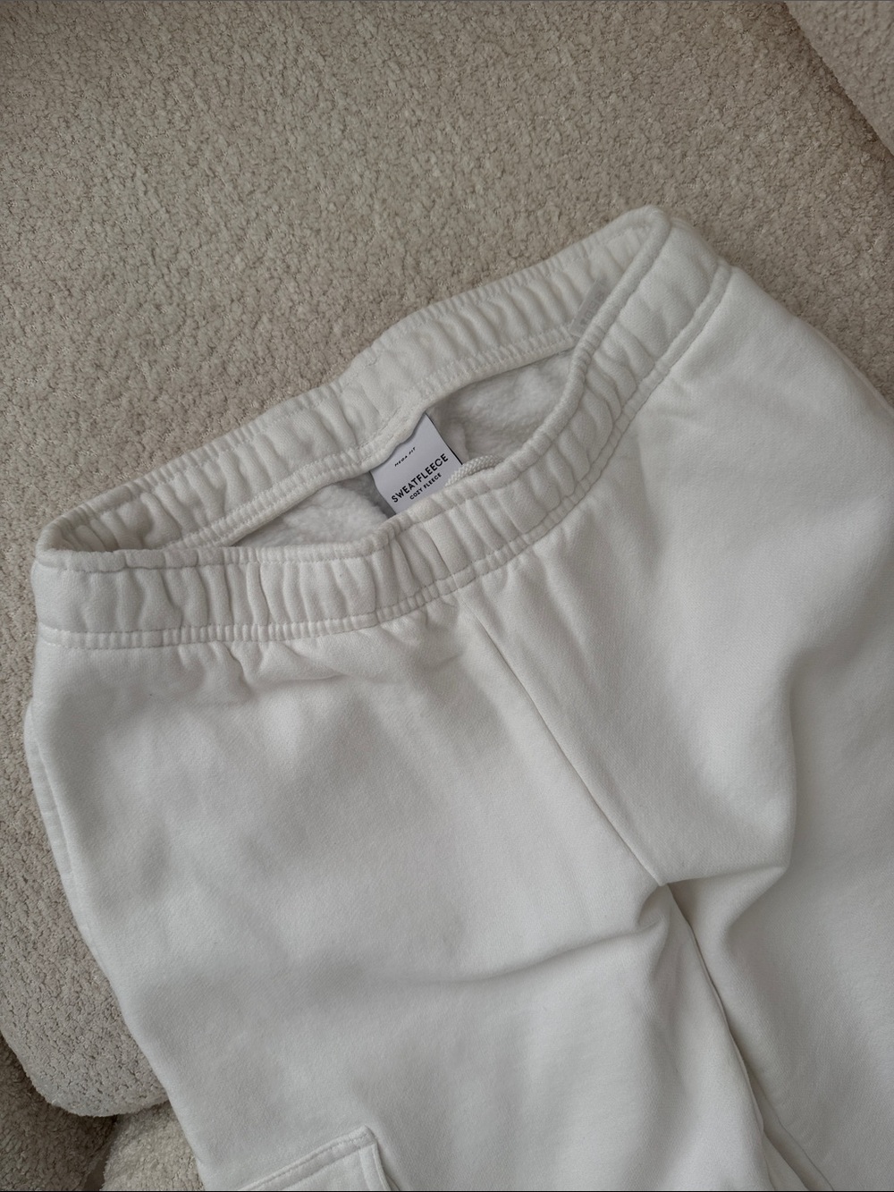 Aritzia White Sweat Joggers with Elastic Waist